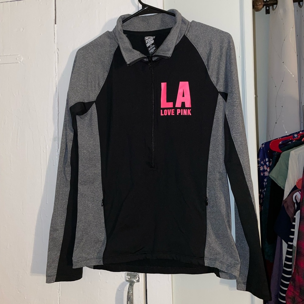 Black pink fleece pullover